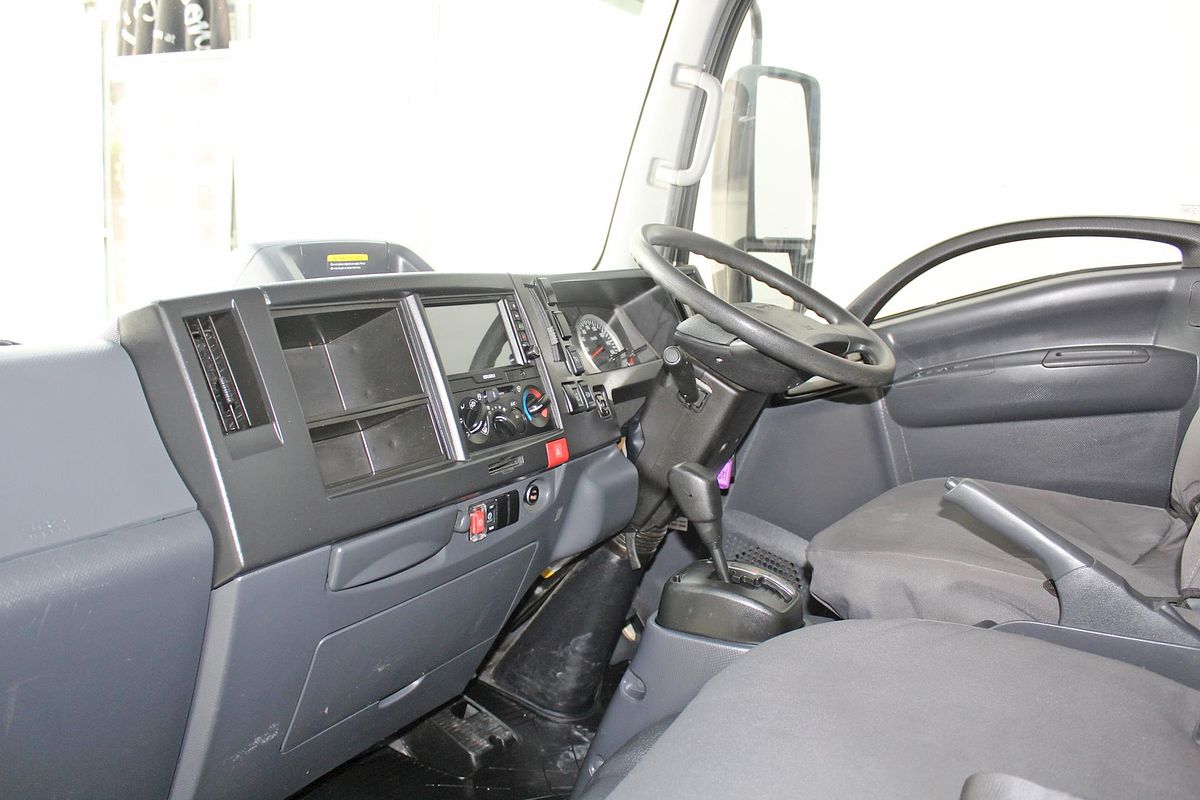2022 Isuzu N SERIES NLR Traypack N