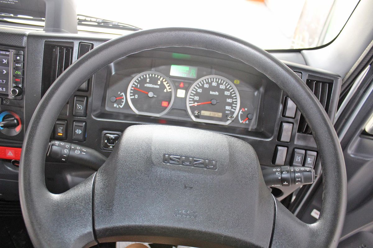 2022 Isuzu N SERIES NLR Traypack N