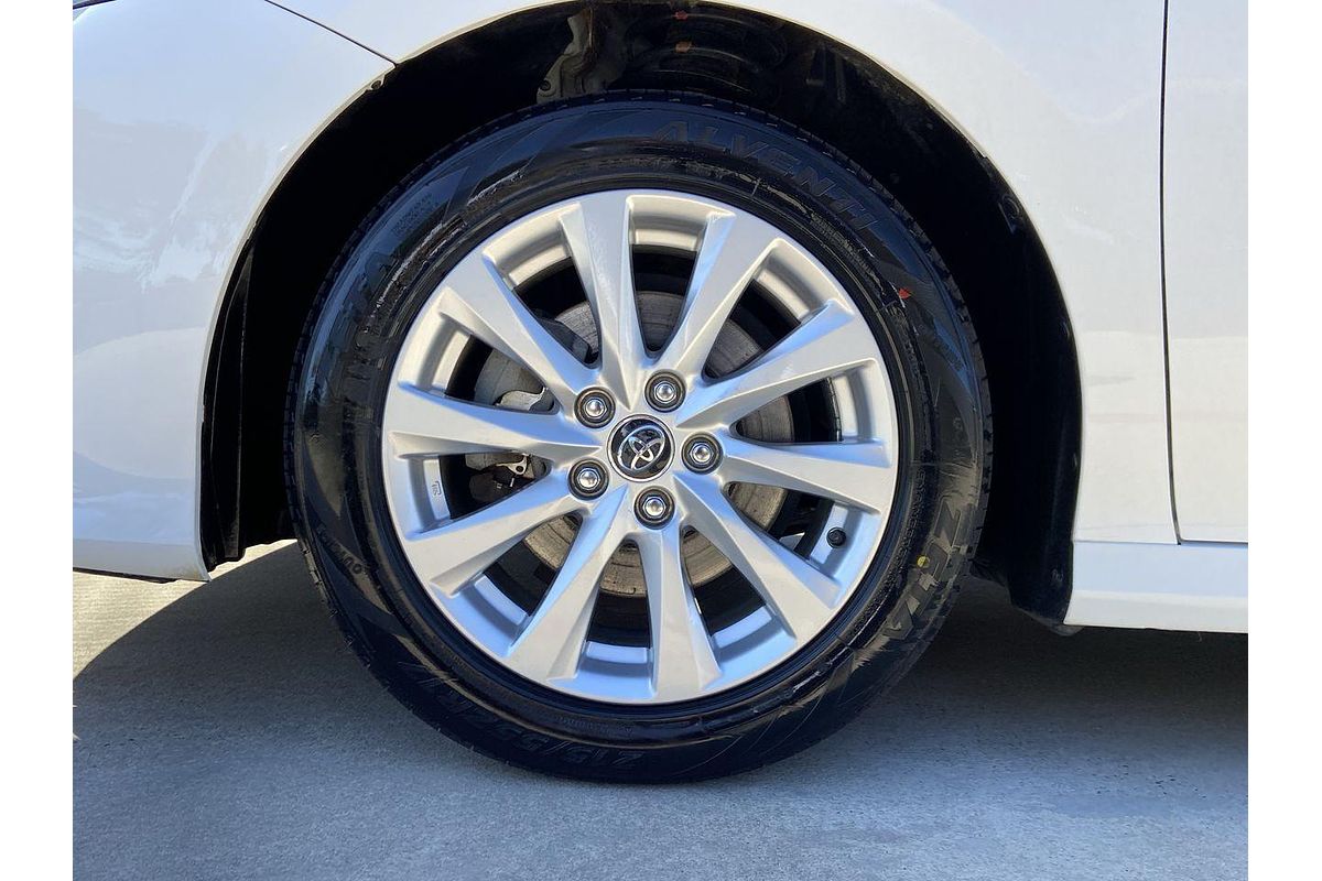 2019 Toyota Camry Ascent ASV70R