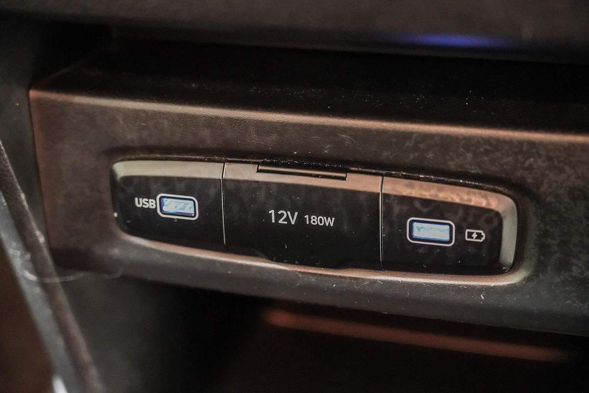 2021 Hyundai STARIA US4.V1