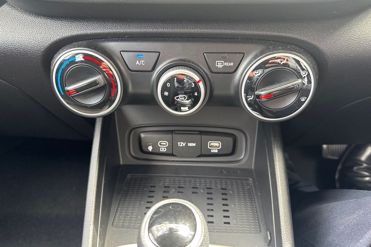2023 Hyundai Venue QX.V5