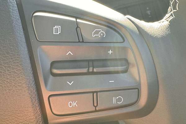 2025 Hyundai Venue Active QX.V5