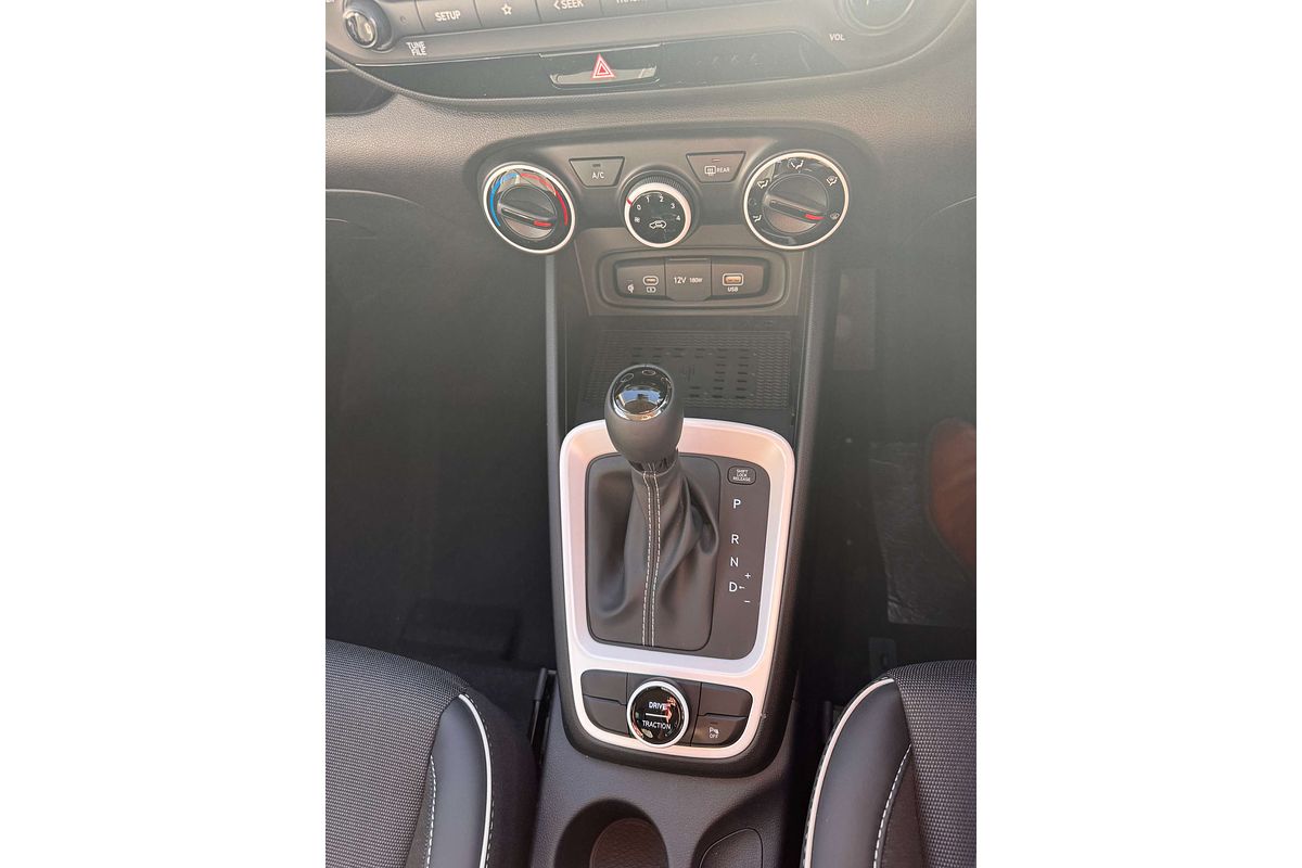 2025 Hyundai Venue Active QX.V5