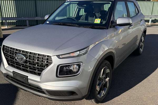 2025 Hyundai Venue Active QX.V5