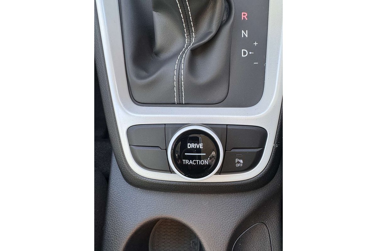 2025 Hyundai Venue Active QX.V5