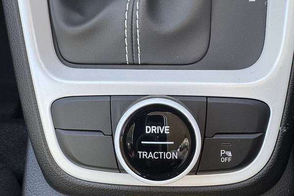 2025 Hyundai Venue Active QX.V5