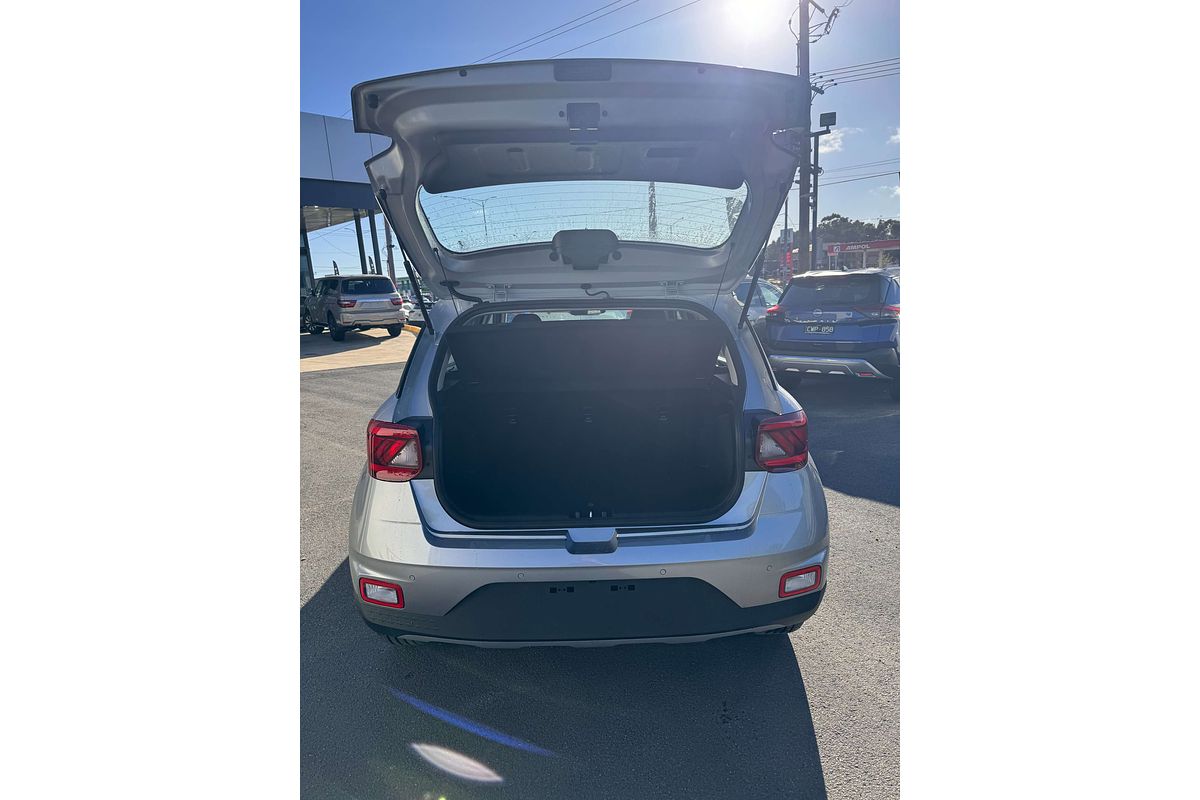 2025 Hyundai Venue Active QX.V5