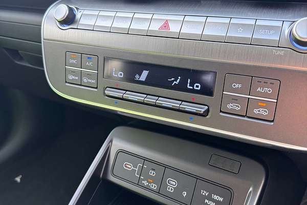 2025 Hyundai Kona Premium SX2.V2