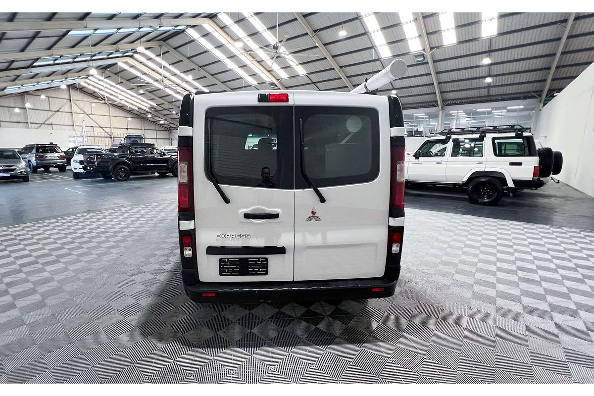 2022 Mitsubishi Express GLX SN SWB