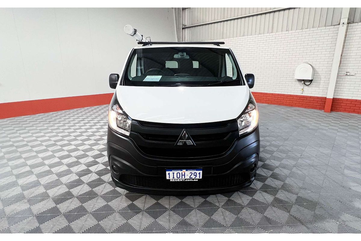 2022 Mitsubishi Express GLX SN SWB