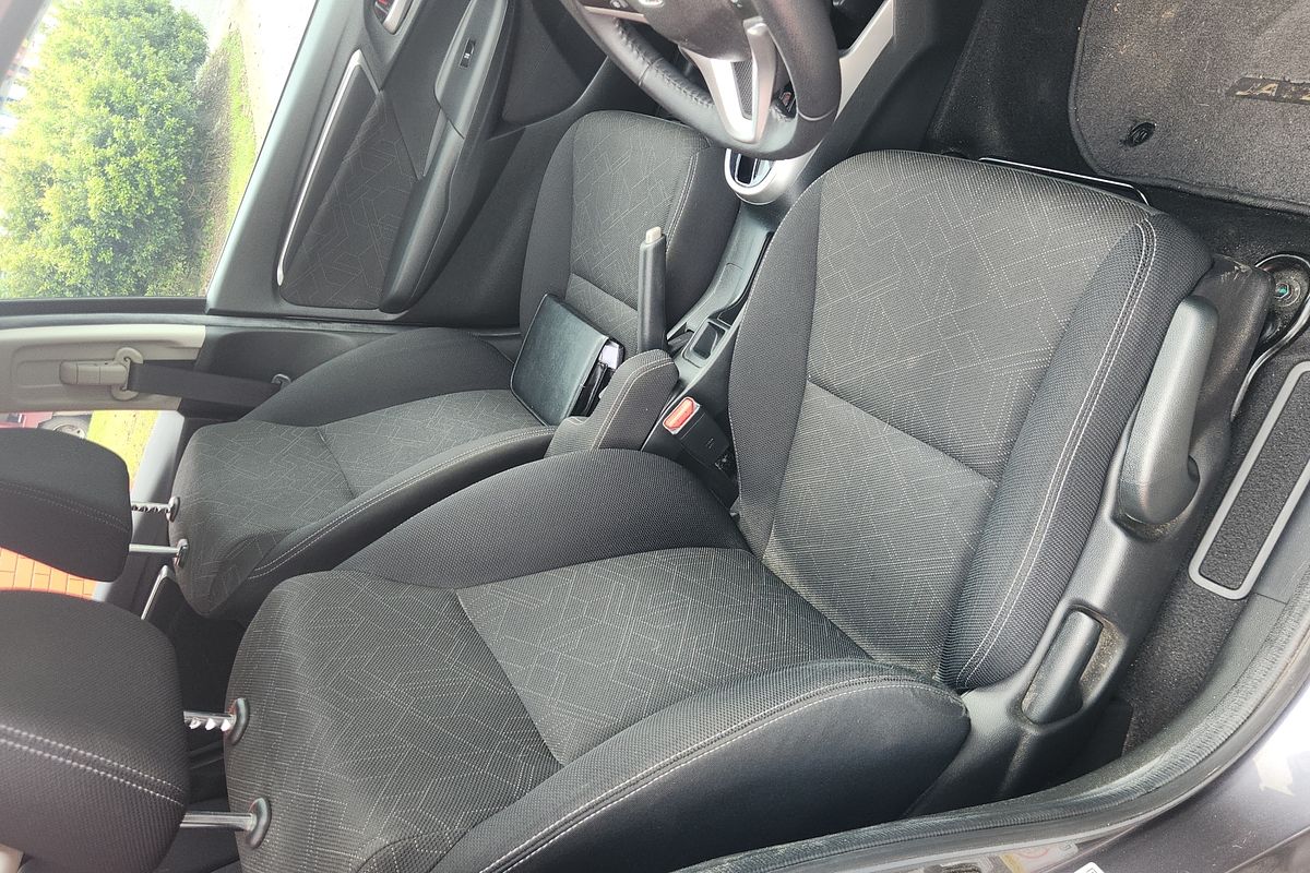2014 Honda Jazz VTi-S GF