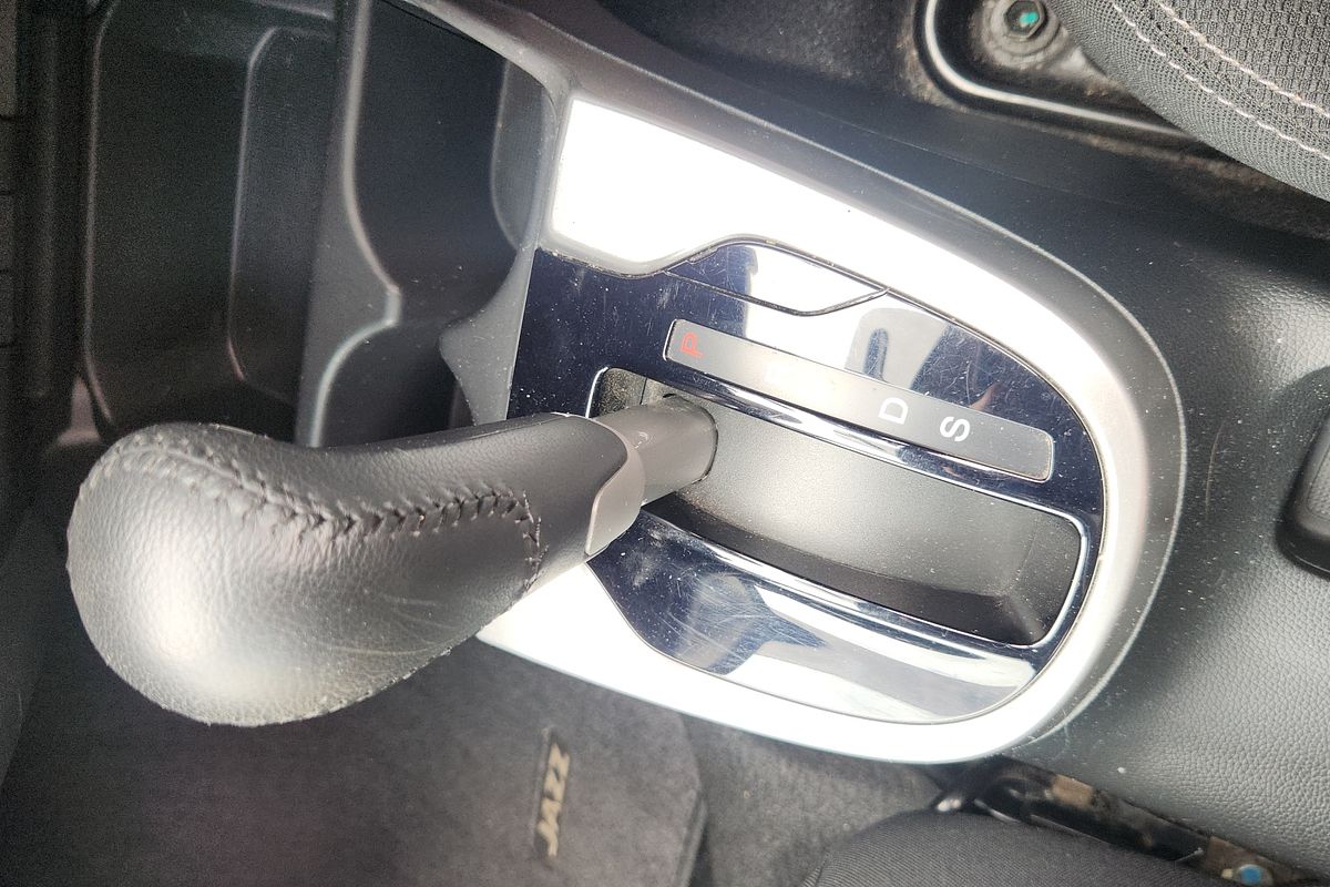 2014 Honda Jazz VTi-S GF