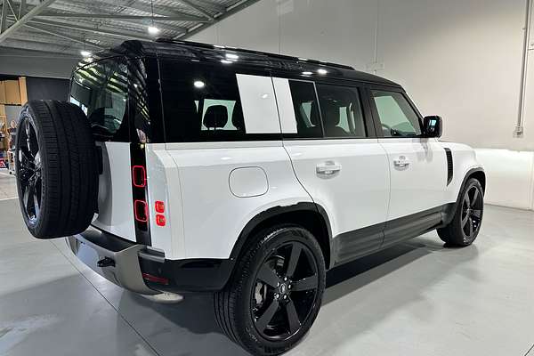 2025 Land Rover Defender 110 D350 X-Dynamic SE L663