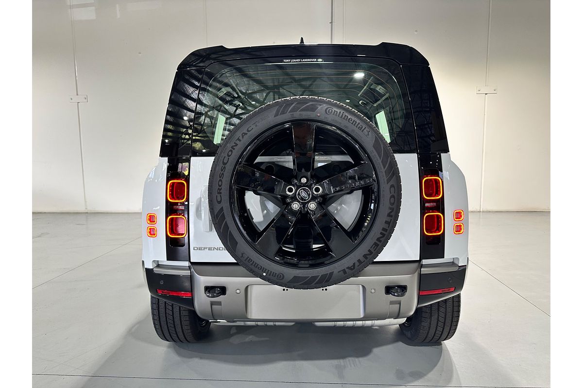 2025 Land Rover Defender 110 D350 X-Dynamic SE L663