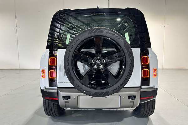 2025 Land Rover Defender 110 D350 X-Dynamic SE L663