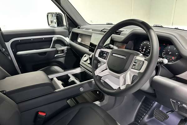 2025 Land Rover Defender 110 D350 X-Dynamic SE L663