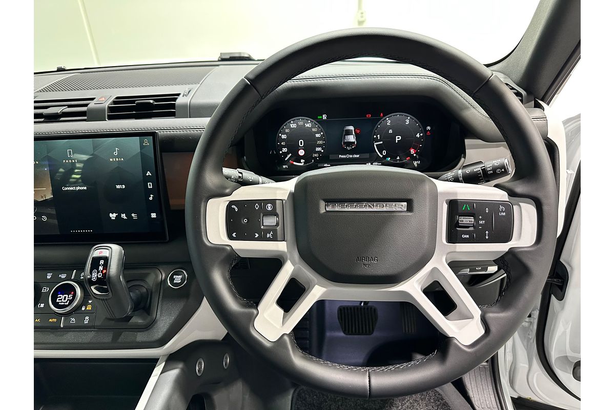 2025 Land Rover Defender 110 D350 X-Dynamic SE L663