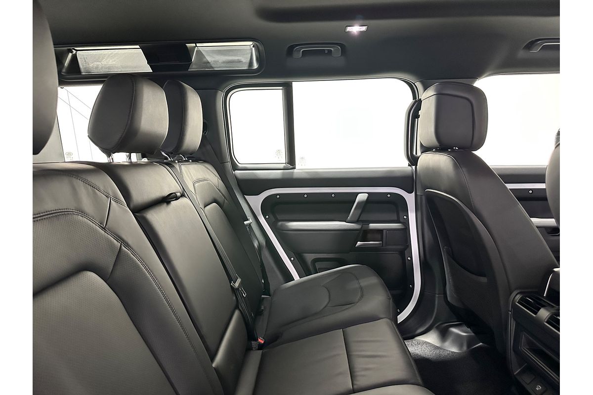 2025 Land Rover Defender 110 D350 X-Dynamic SE L663