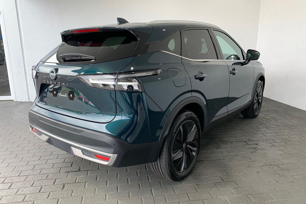 2025 Nissan QASHQAI Ti J12
