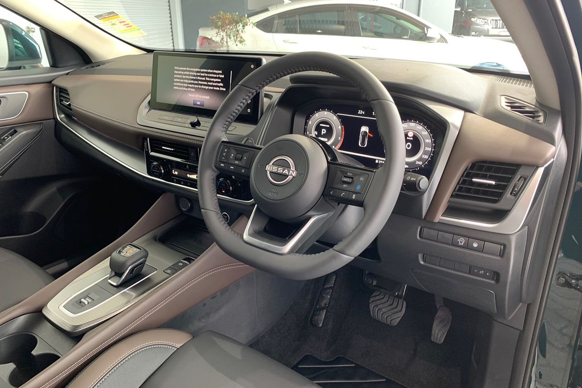 2025 Nissan QASHQAI Ti J12