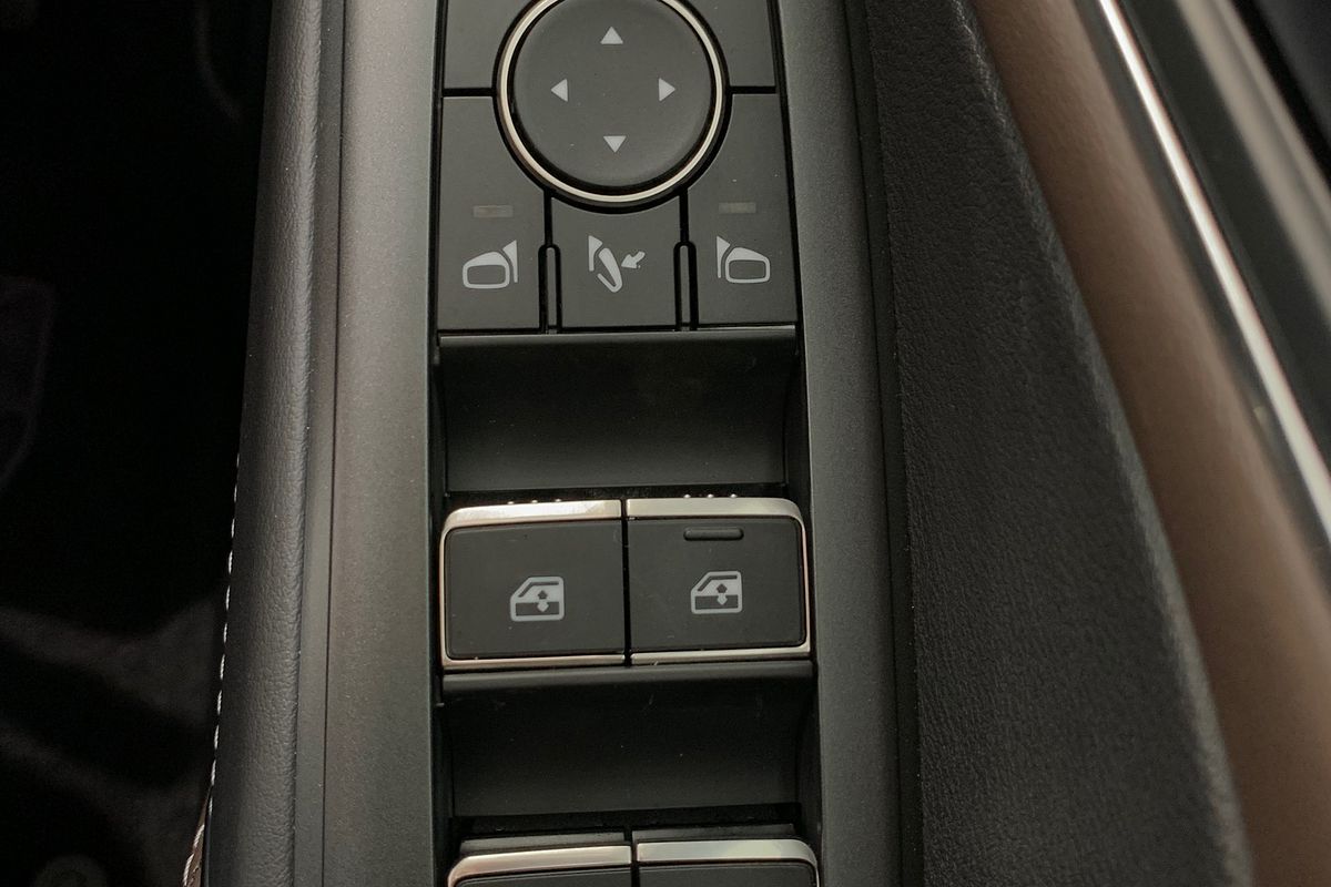 2025 Nissan QASHQAI Ti J12