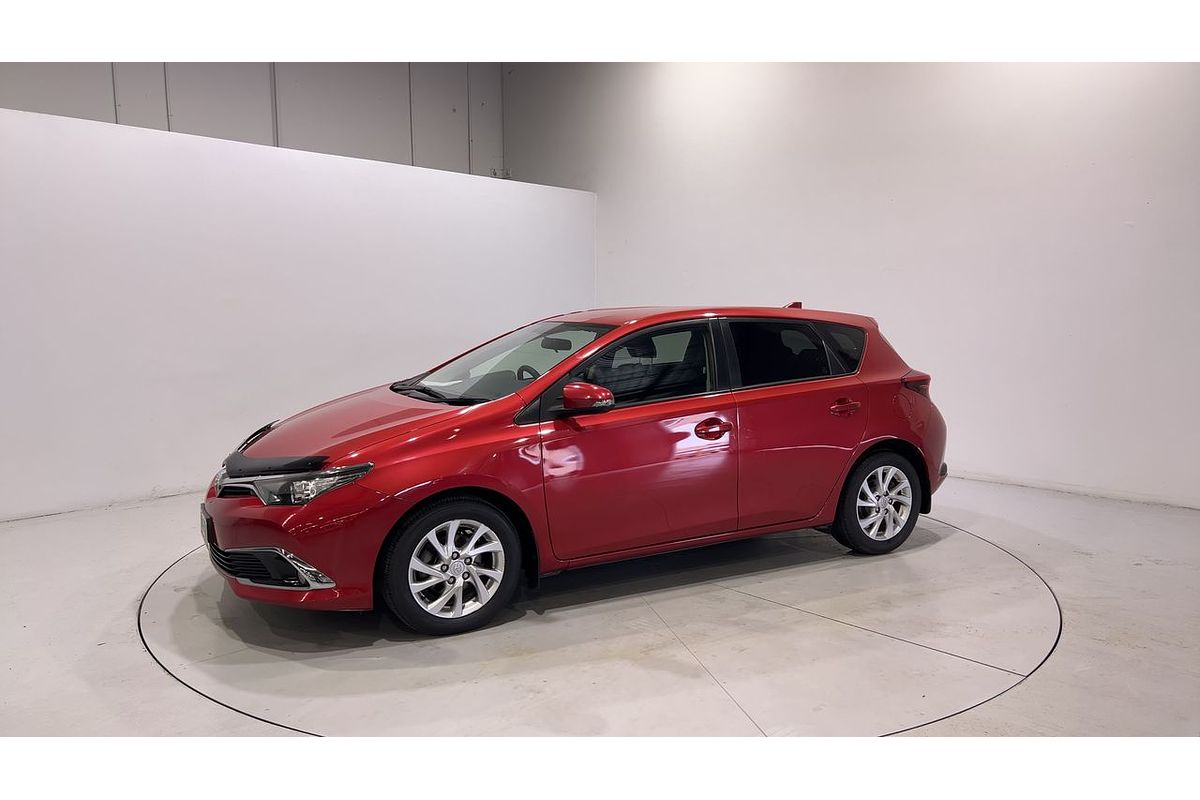 2017 Toyota Corolla Ascent Sport ZRE182R