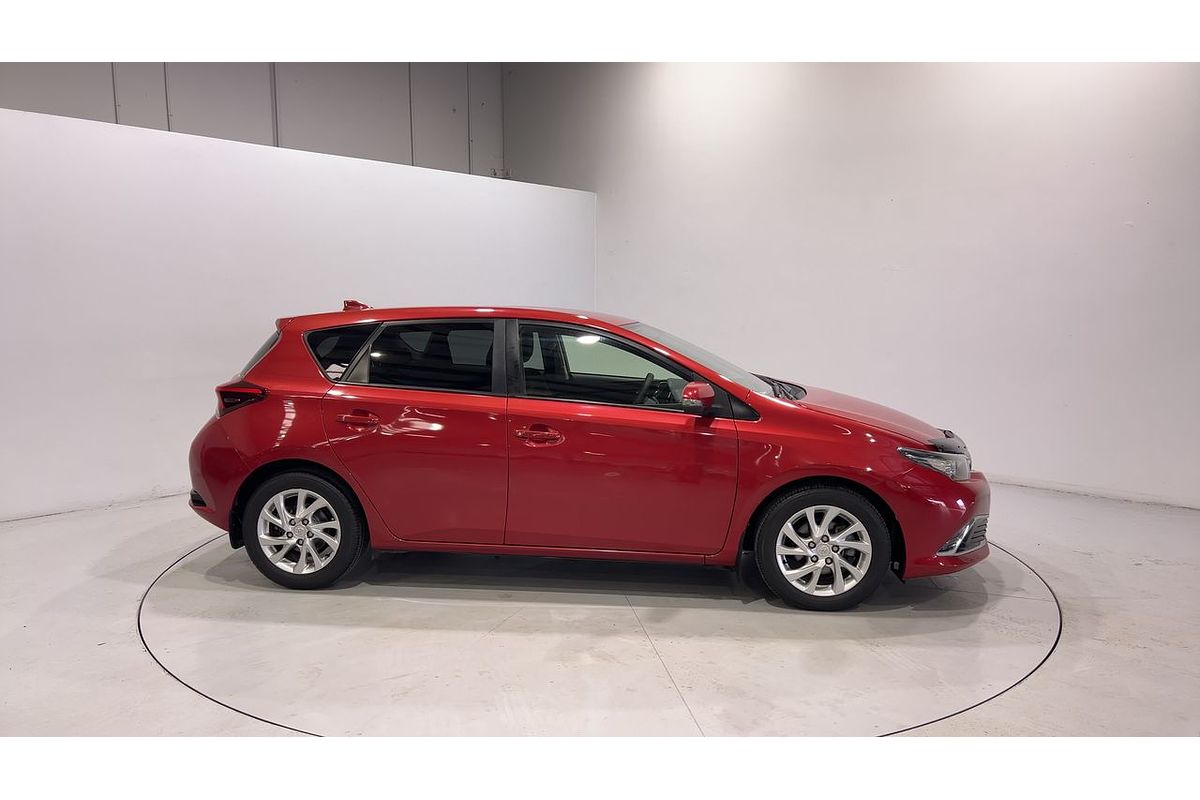 2017 Toyota Corolla Ascent Sport ZRE182R