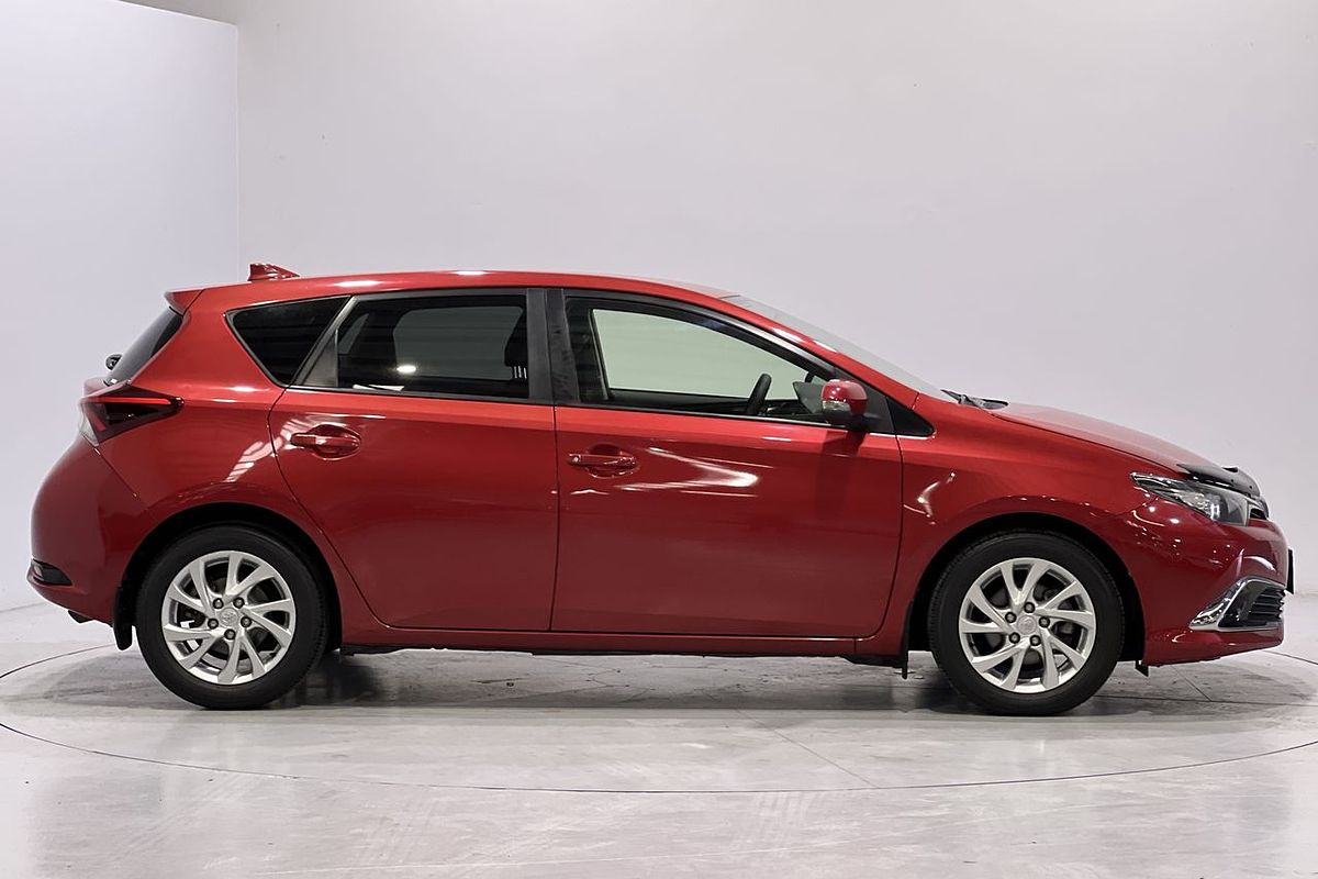 2017 Toyota Corolla Ascent Sport ZRE182R
