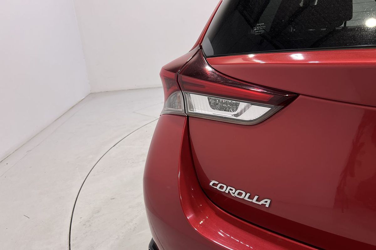 2017 Toyota Corolla Ascent Sport ZRE182R