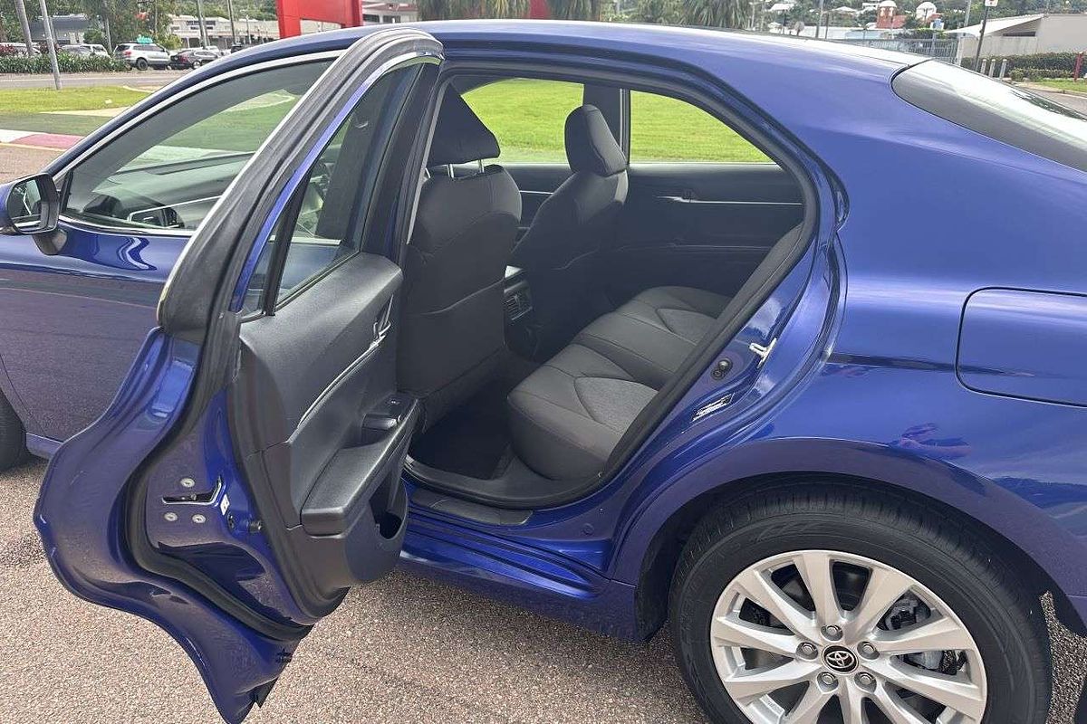 2017 Toyota Camry Ascent ASV70R