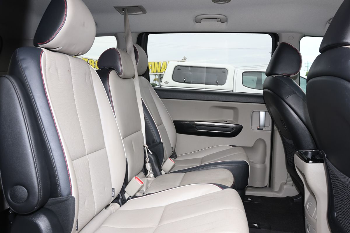 2018 Kia Carnival SLi YP