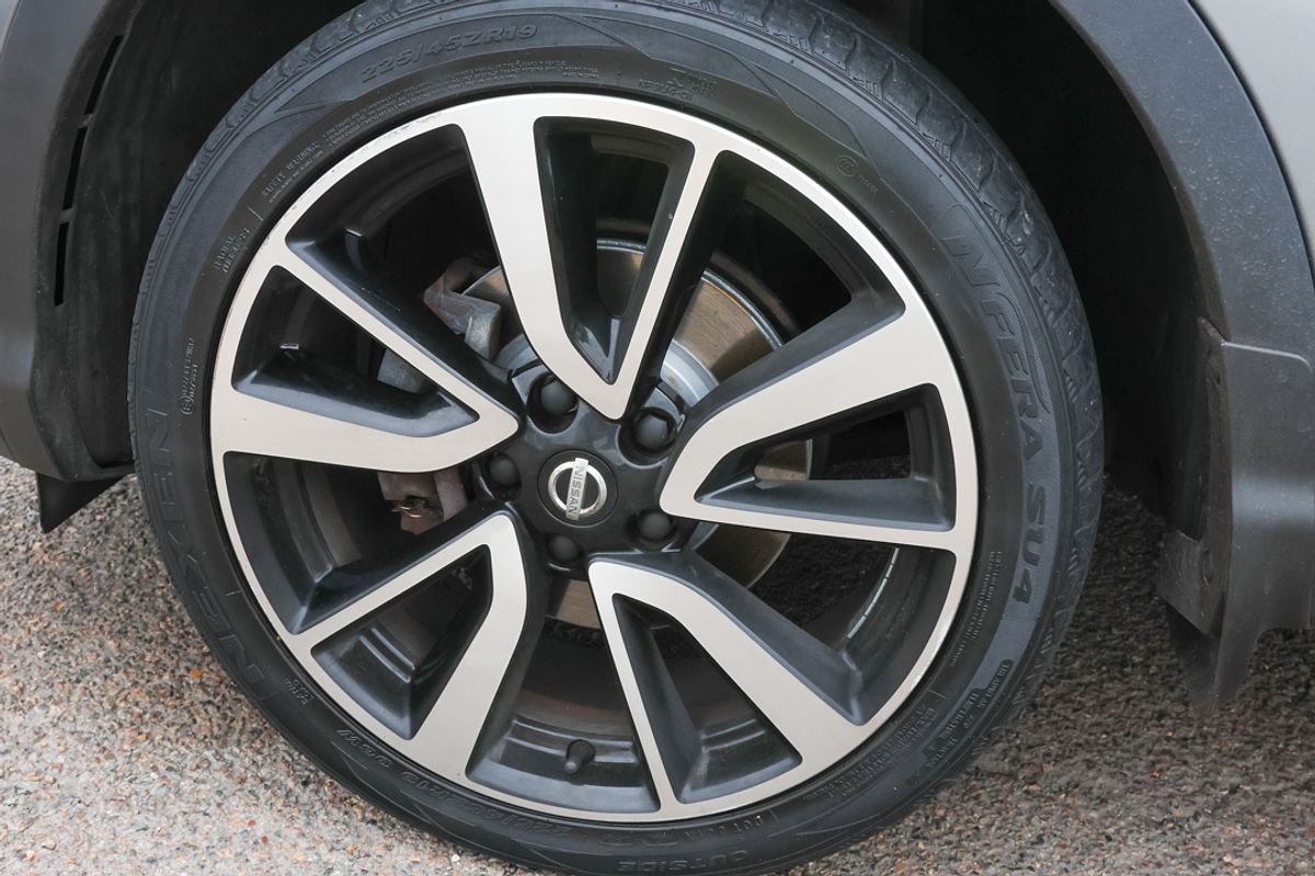 2017 Nissan QASHQAI Ti J11