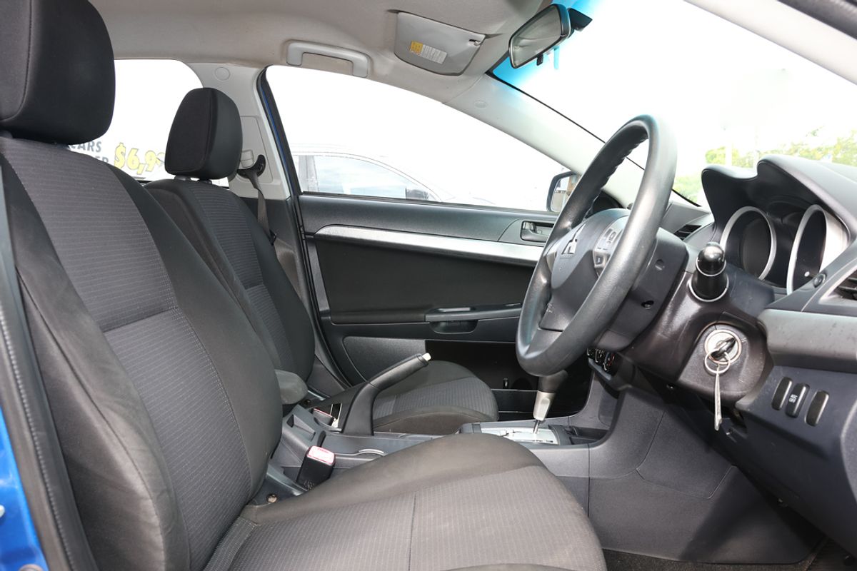 2009 Mitsubishi Lancer ES CJ