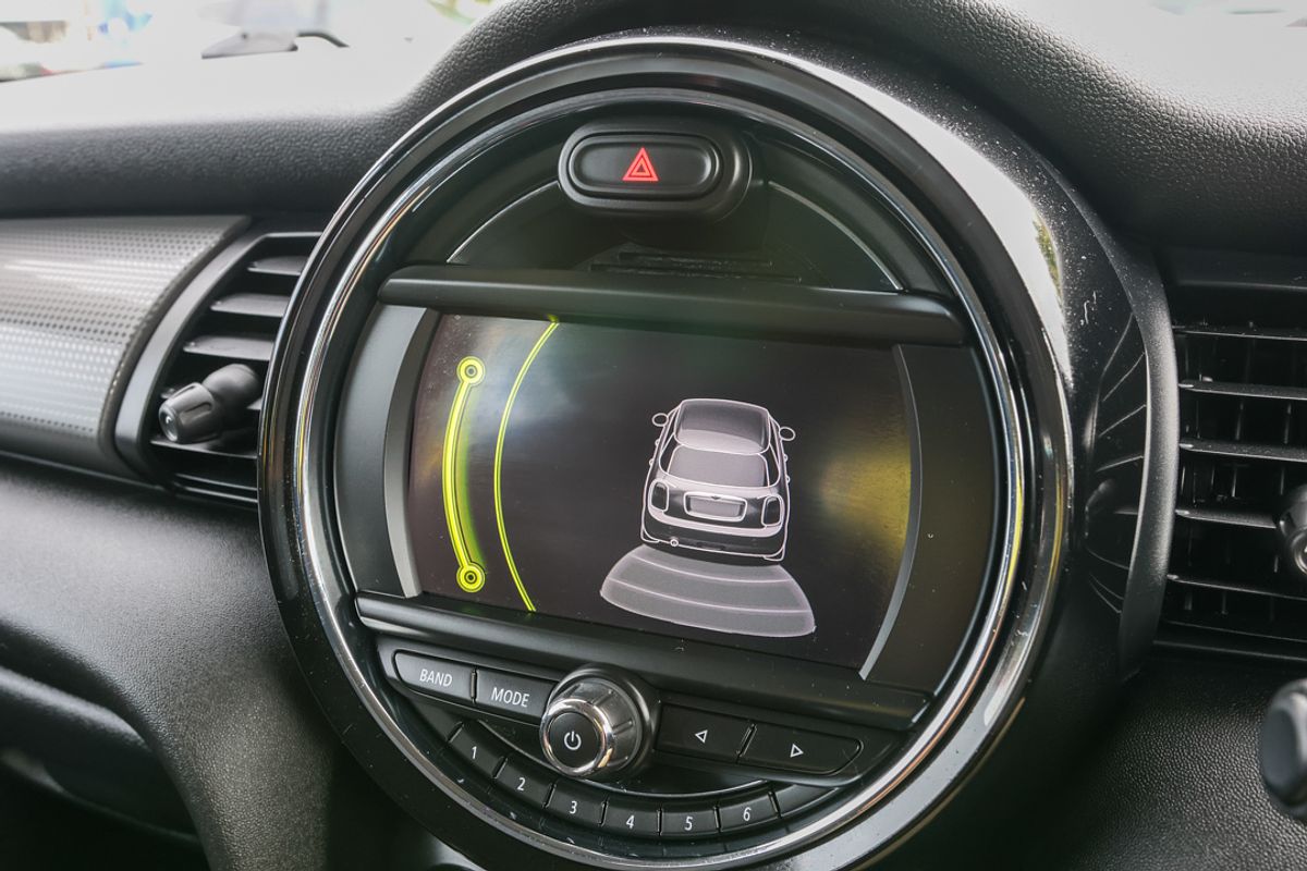 2014 MINI Hatch Cooper F55