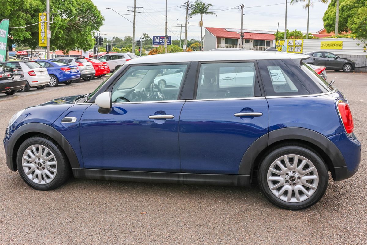2014 MINI Hatch Cooper F55