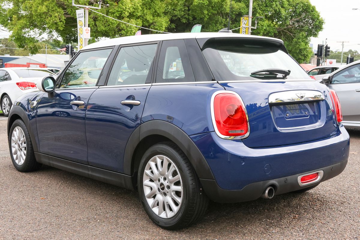 2014 MINI Hatch Cooper F55