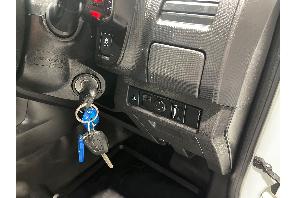2018 Isuzu D-MAX SX  Rear Wheel Drive