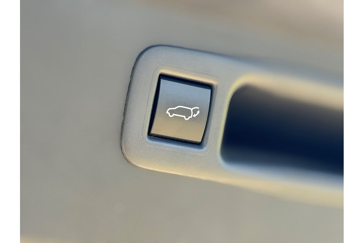2022 Toyota Kluger Grande GSU75R