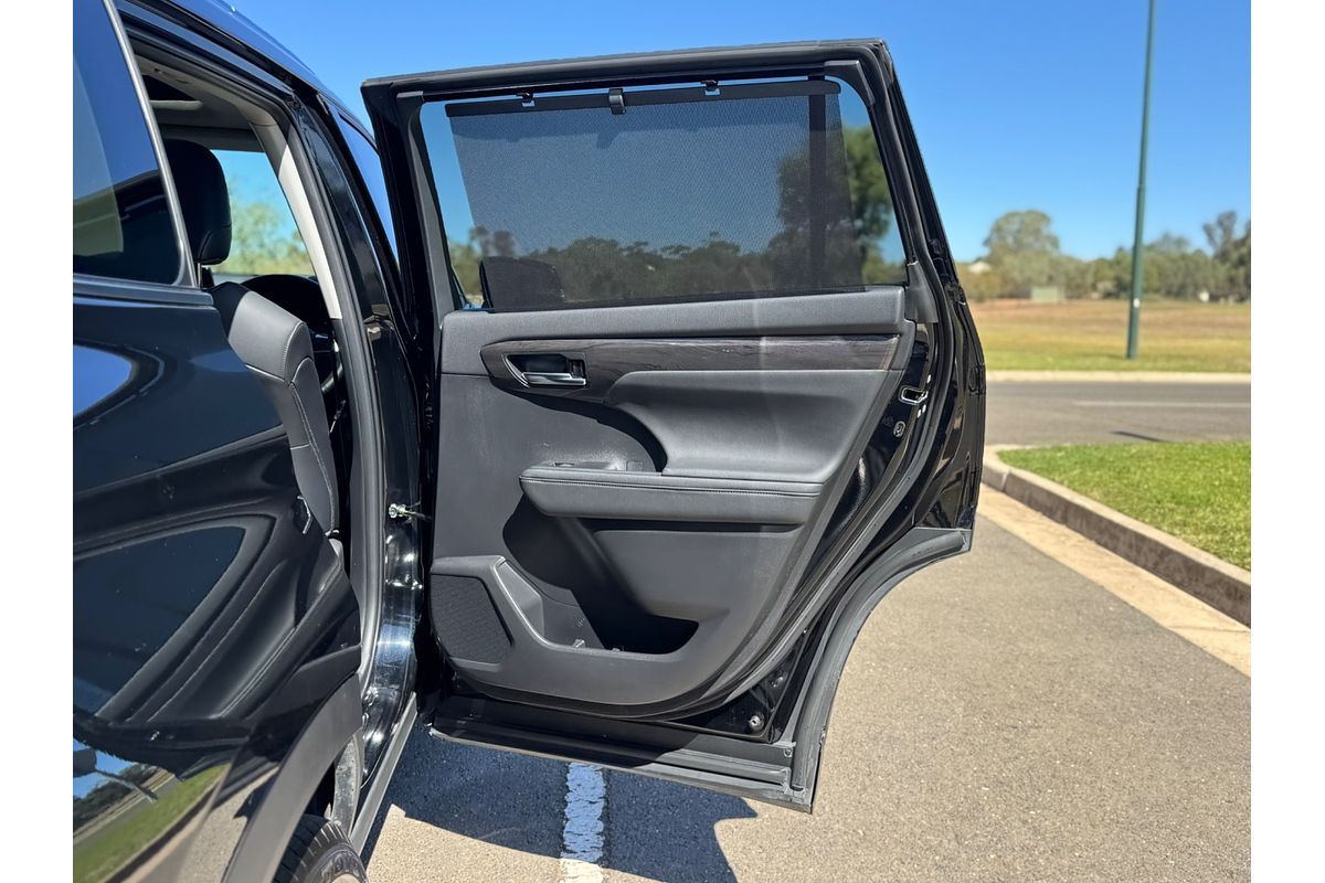 2022 Toyota Kluger Grande GSU75R