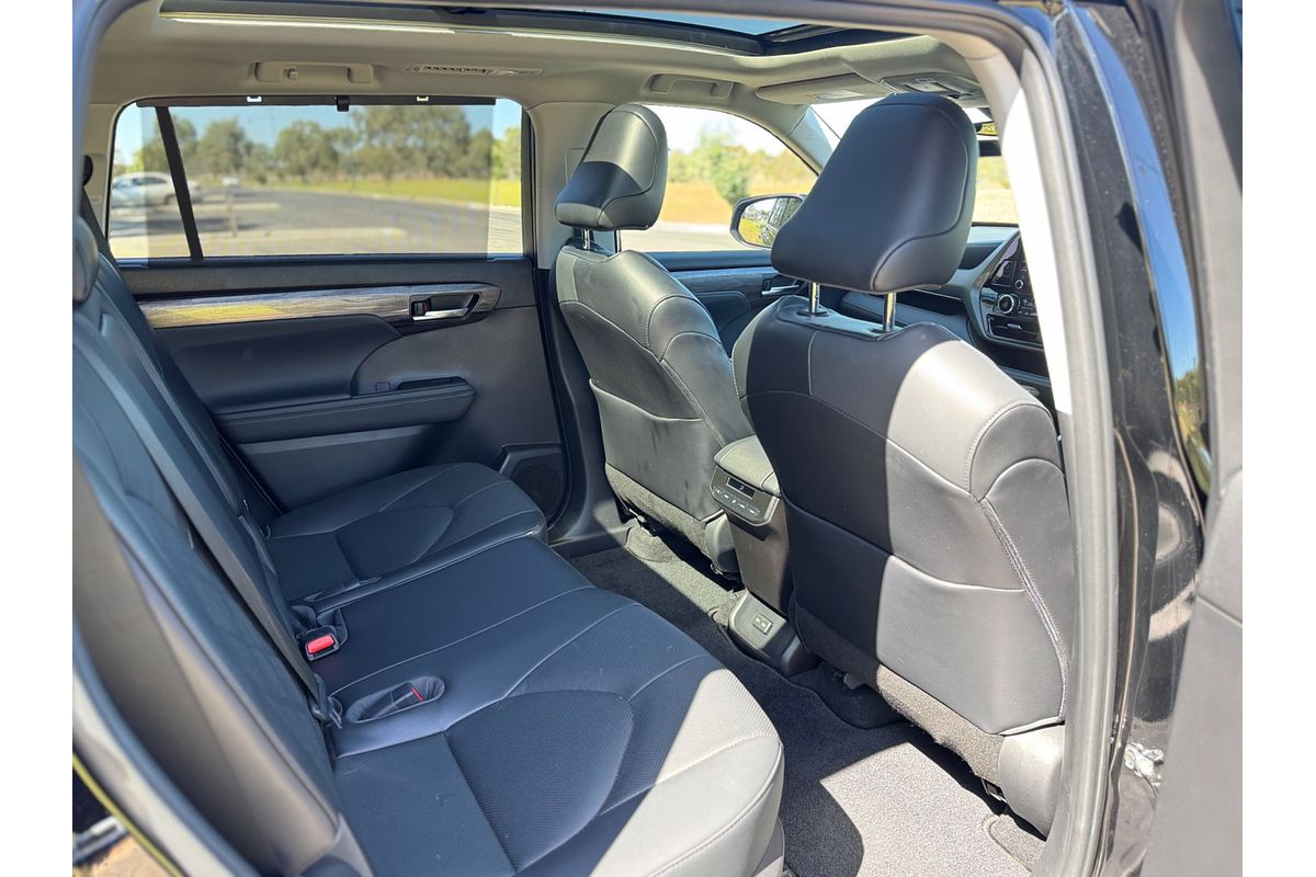 2022 Toyota Kluger Grande GSU75R