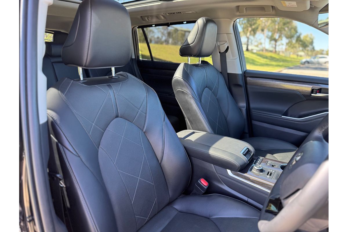 2022 Toyota Kluger Grande GSU75R