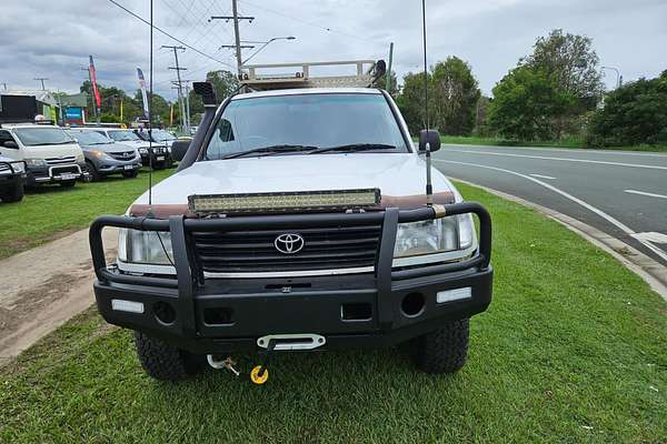 1999 Toyota Landcruiser Standard HZJ105R