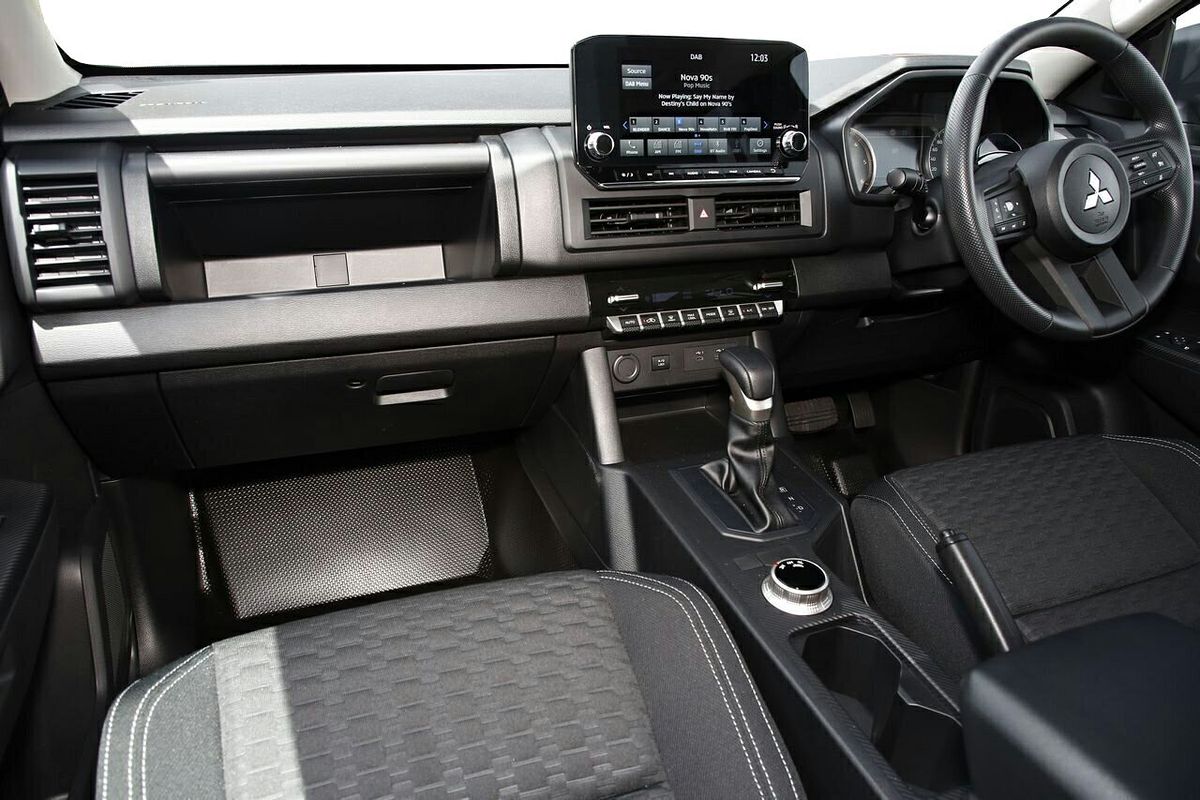 2024 Mitsubishi Triton GLX+ MV 4X4
