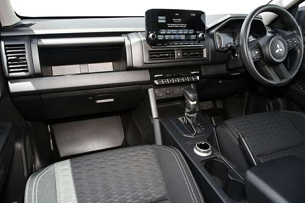 2024 Mitsubishi Triton GLX+ MV 4X4