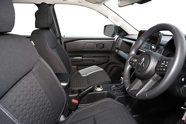 2024 Mitsubishi Triton GLX+ MV 4X4