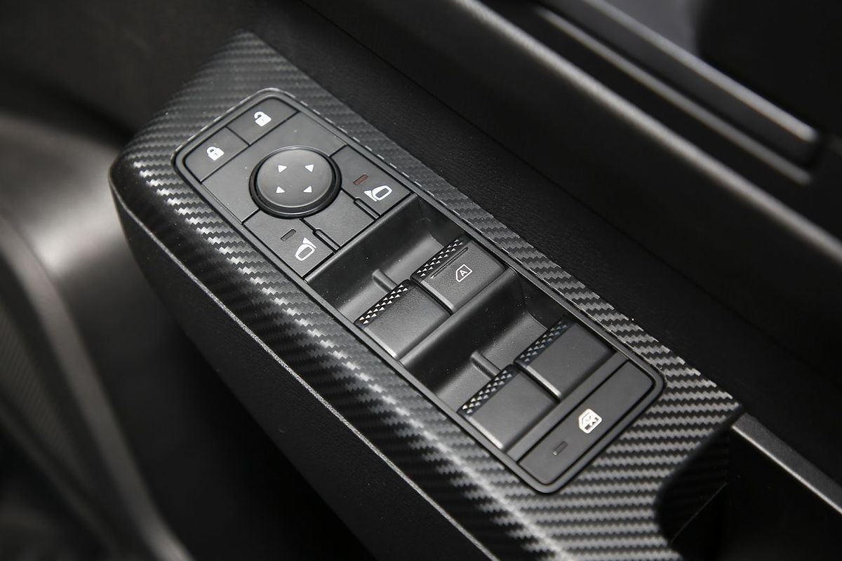 2024 Mitsubishi Triton GLX+ MV 4X4