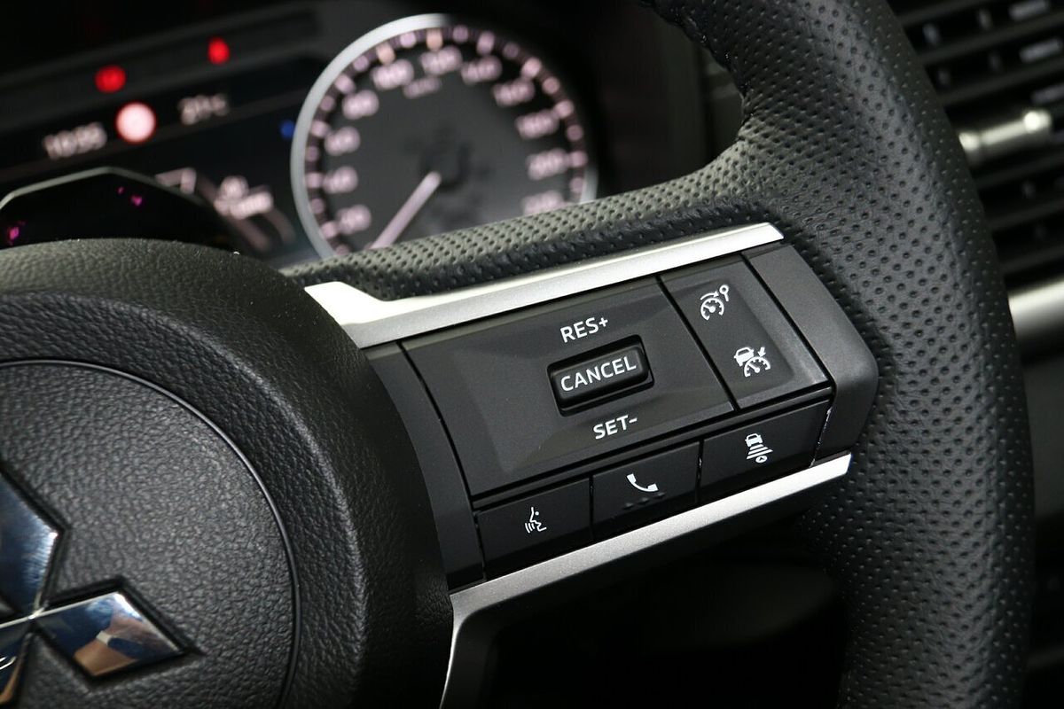 2024 Mitsubishi Triton GLS MV 4X4