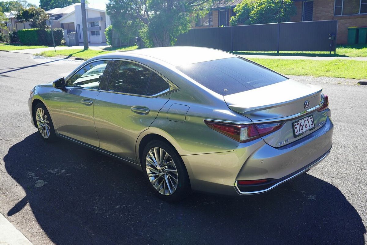 2020 Lexus ES300H Sports Luxury Blk MTS (Hy AXZH10R