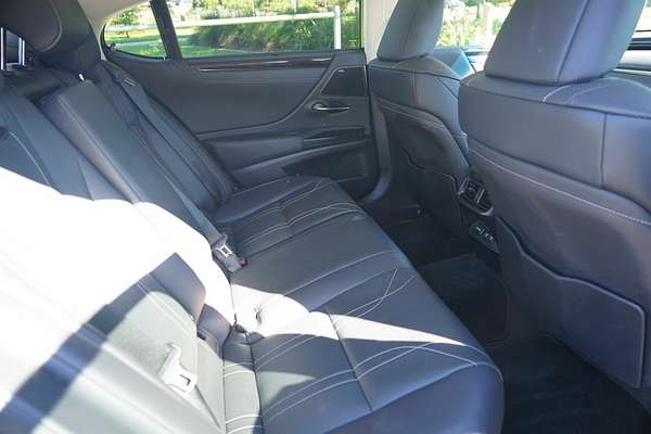 2020 Lexus ES300H Sports Luxury Blk MTS (Hy AXZH10R
