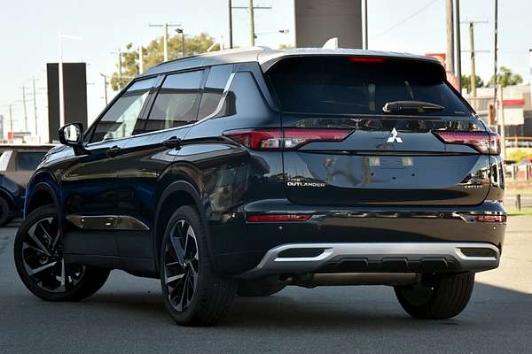 2024 Mitsubishi Outlander Exceed Tourer ZM